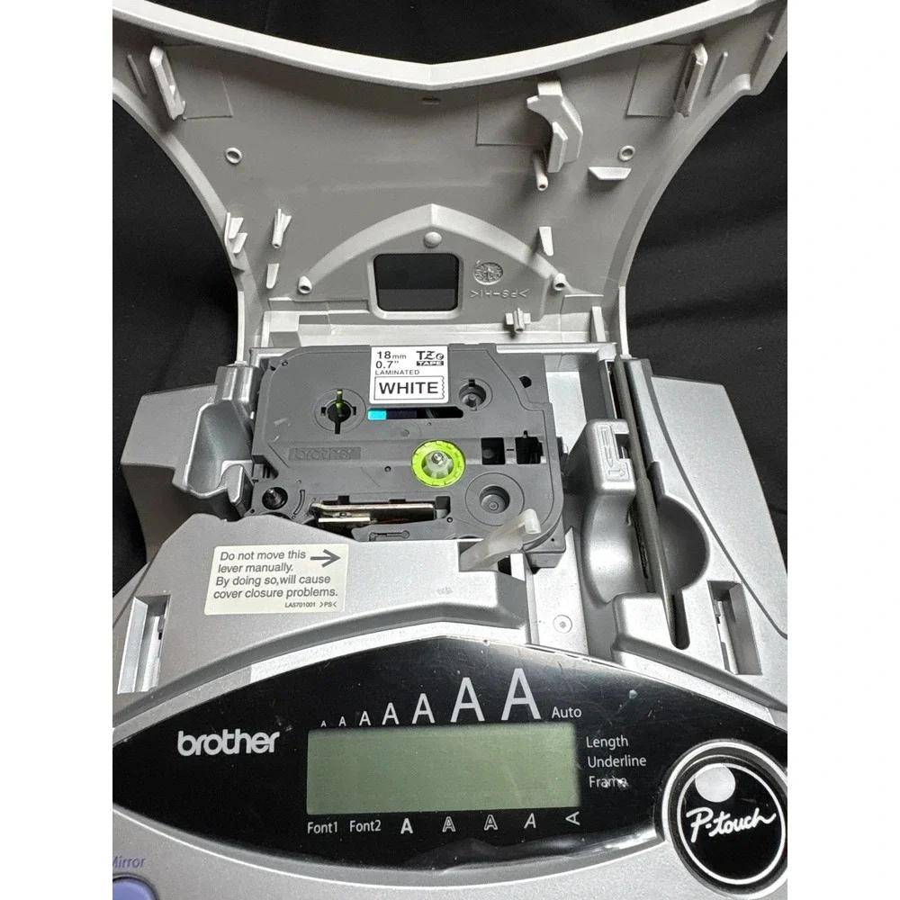Brother P-Touch PT-1950 Electronic Labeling System PC Ready Silver Grey Labeller
